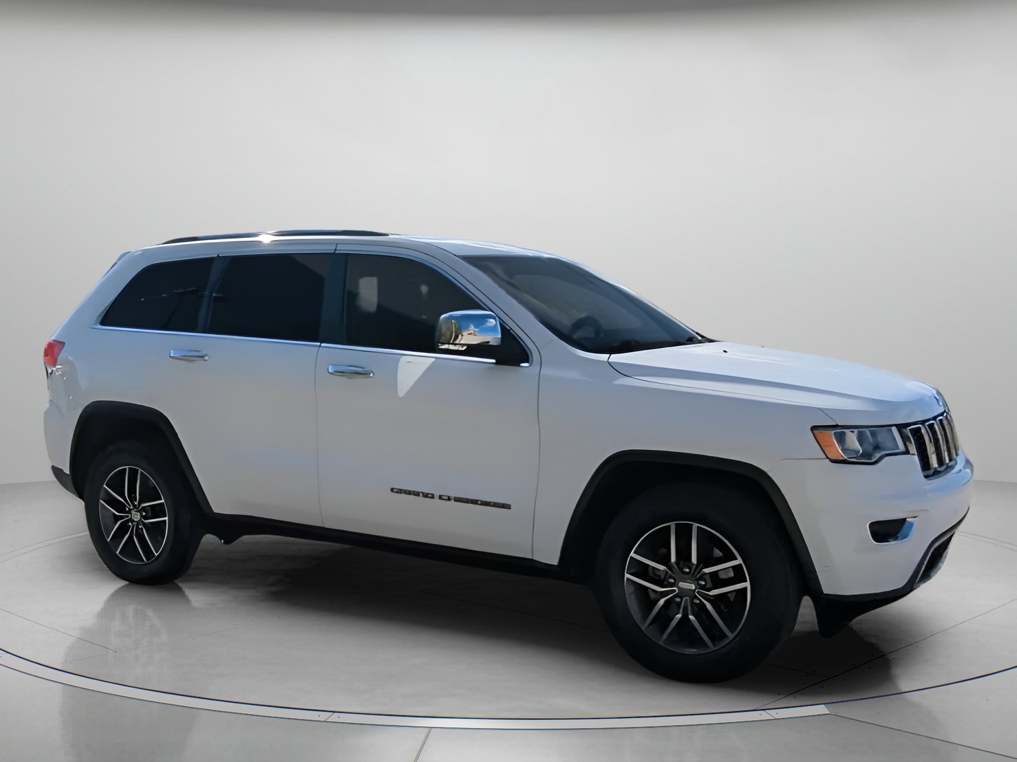 Used 2018 Jeep Grand Cherokee Limited image 34