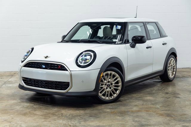 Certified 2025 MINI Cooper S image 8