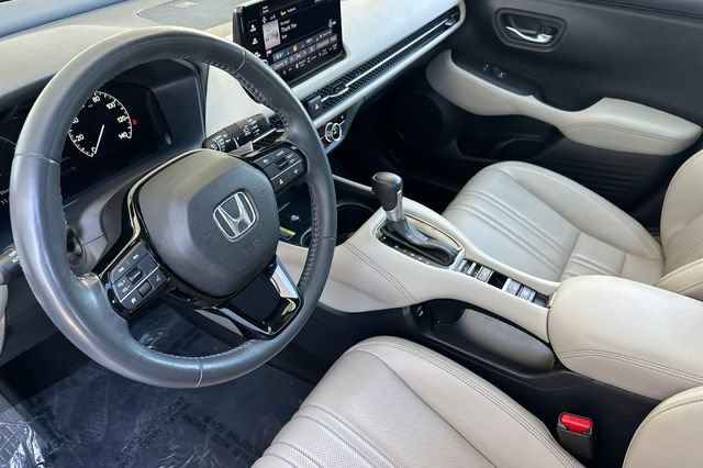 Used 2024 Honda HR-V EX-L image 10