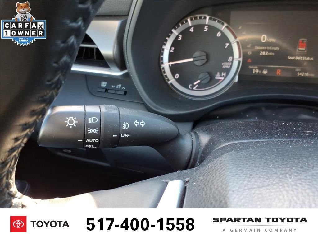 Used 2023 Toyota Highlander LE image 22