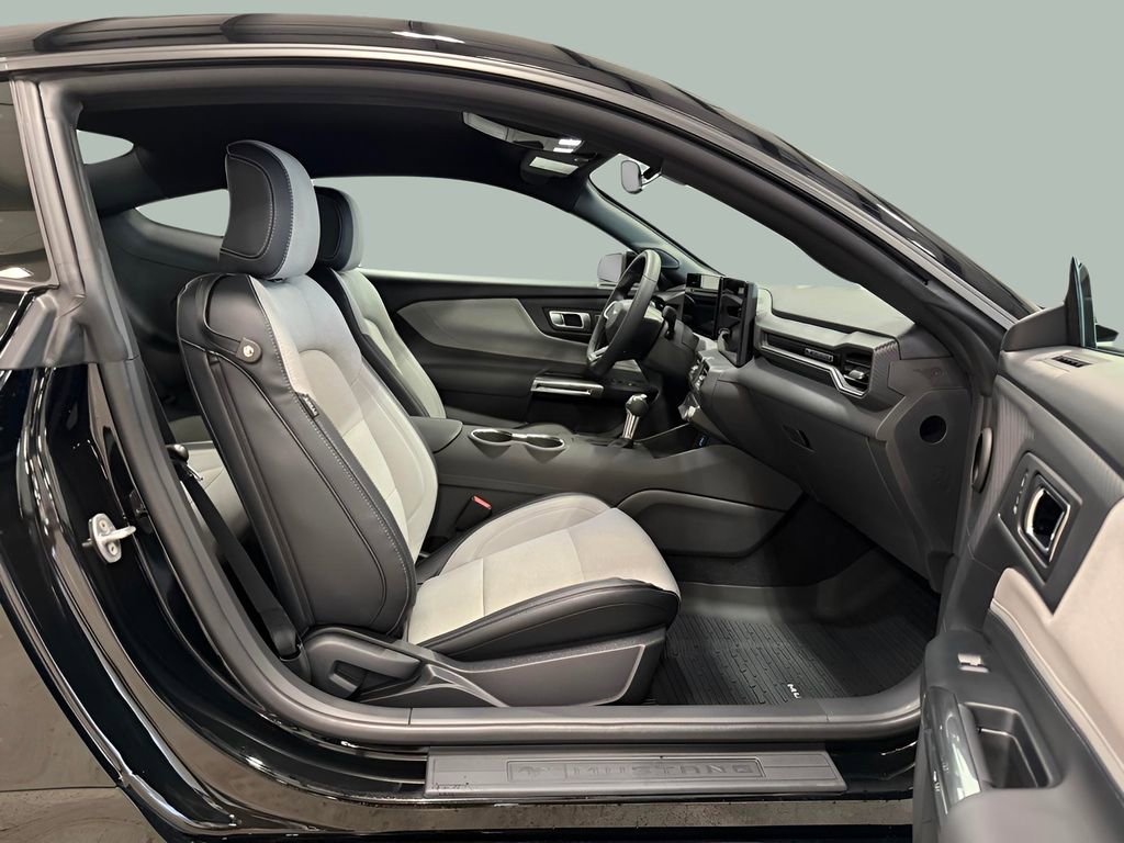 New 2026 Ford Mustang Coupe image 15