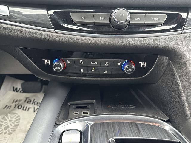 Used 2023 Buick Enclave Essence w/ Sport Touring Edition AWD/4WD image 41