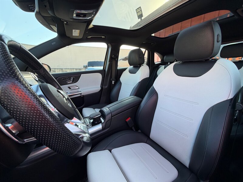 Used 2022 Mercedes-Benz GLA 35 AMG 4MATIC image 13