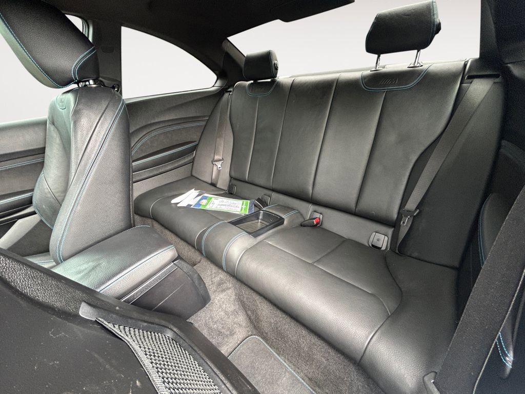 Used 2017 BMW M2 image 11