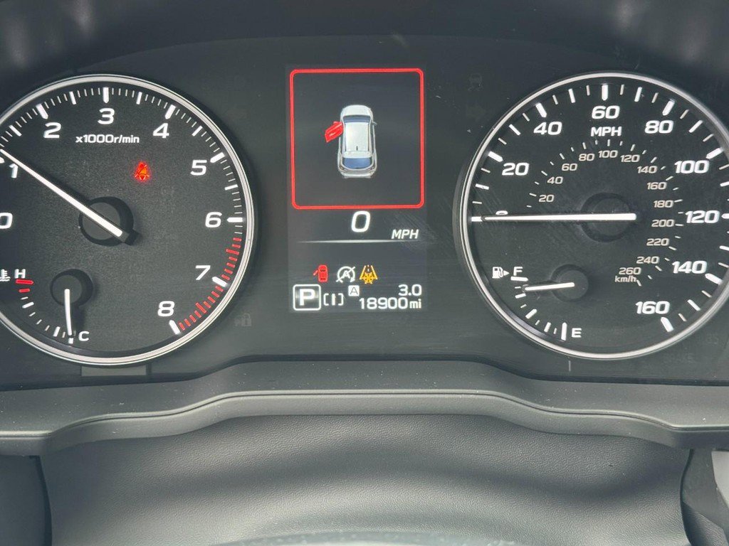 Used 2024 Subaru Crosstrek 2.0i Premium image 18