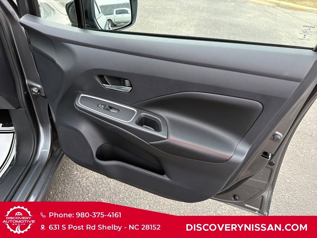 Certified 2025 Nissan Versa SR w/ Trunk Package image 36