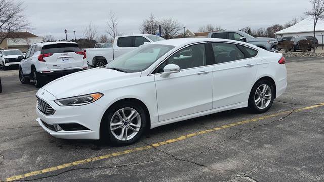 Used 2018 Ford Fusion SE w/ Fusion SE Technology Package image 5