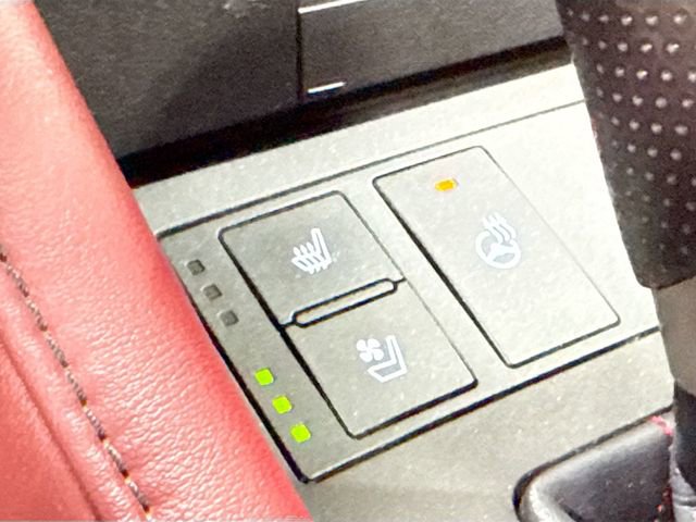 Used 2016 Lexus RC 300 AWD image 21