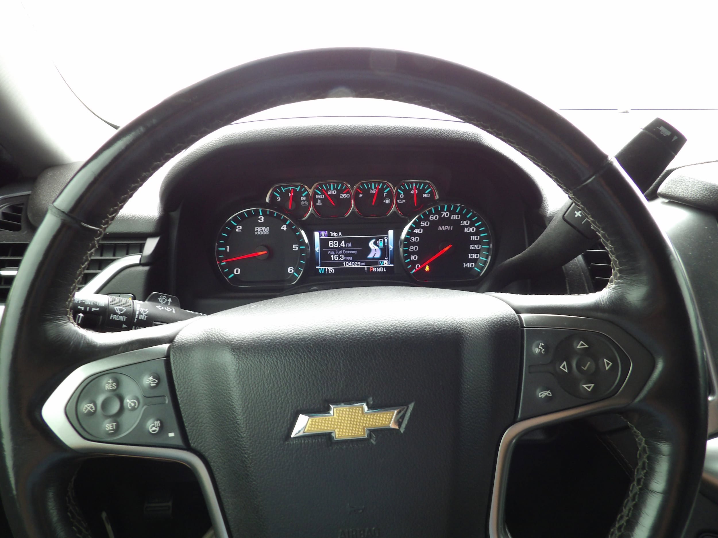 Used 2018 Chevrolet Suburban Premier image 13