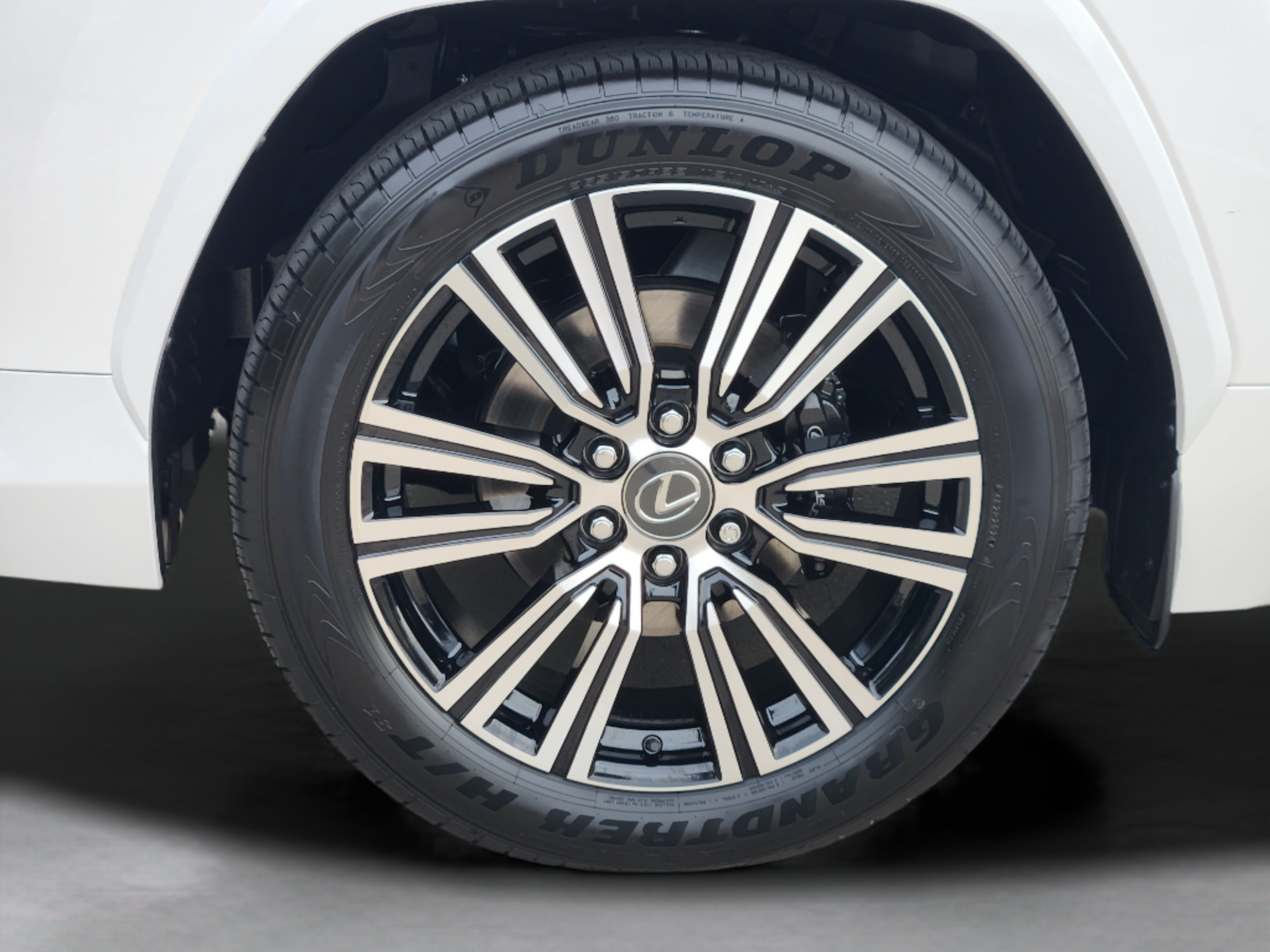 New 2026 Lexus LX 600 4WD w/ Appearance Package image 26