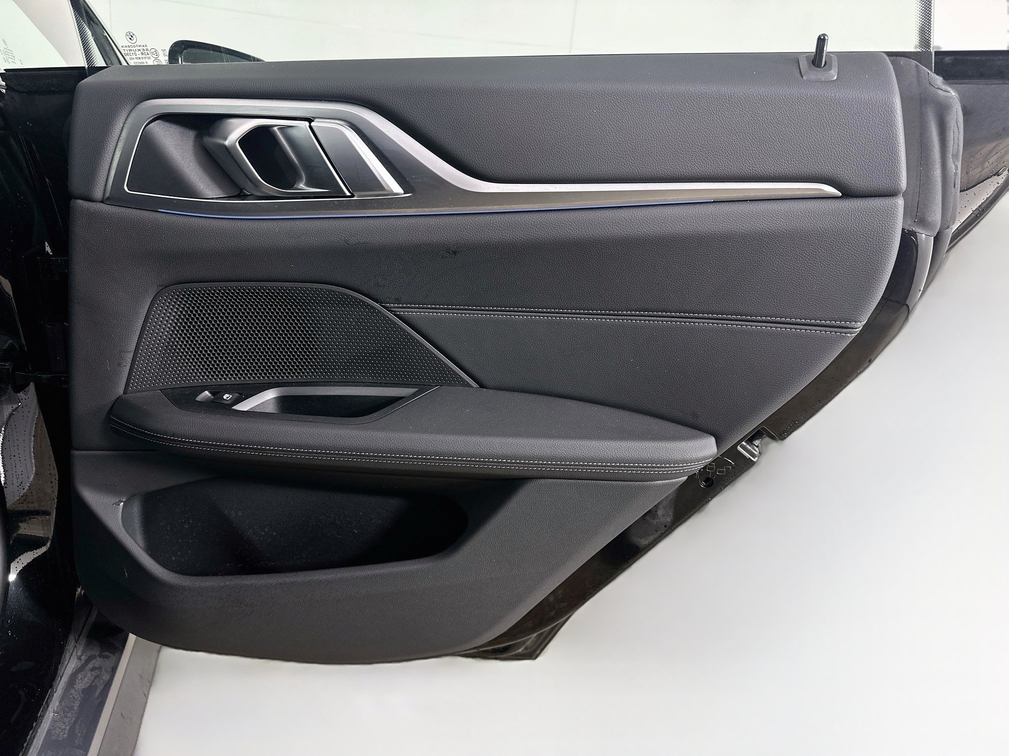 Used 2023 BMW i4 eDrive35 w/ Premium Package RWD image 32
