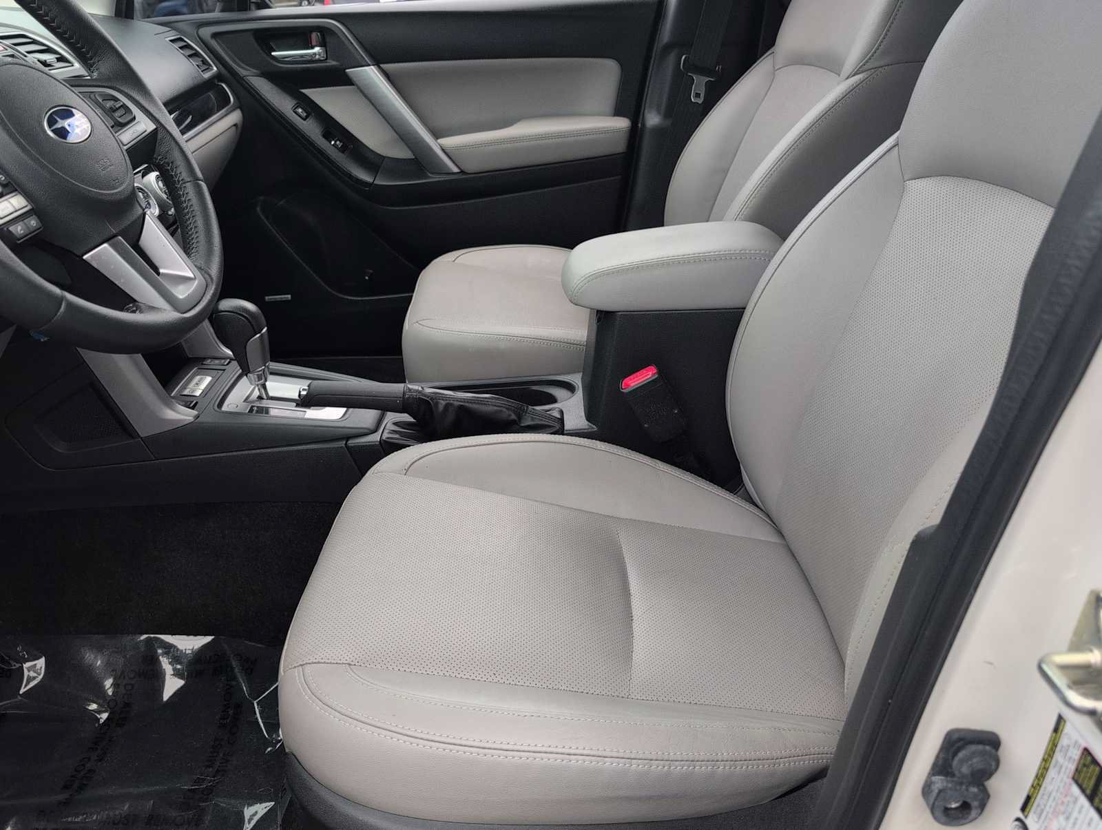 Used 2017 Subaru Forester 2.5i Limited w/ Popular Package #2 AWD/4WD image 16