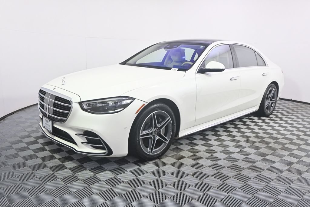 Used 2022 Mercedes-Benz S 500 4MATIC image 2