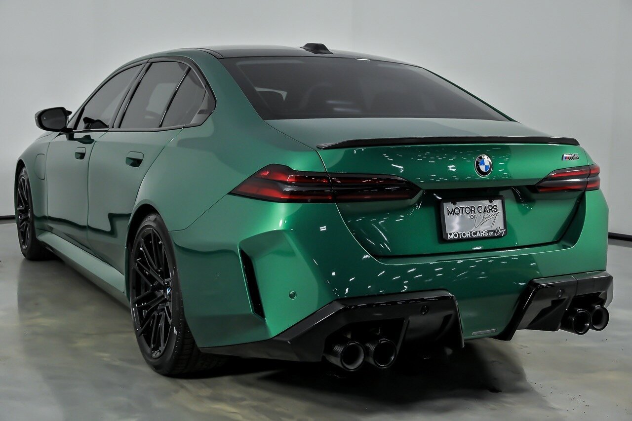 Used 2025 BMW M5 w/ Carbon Package AWD/4WD image 10