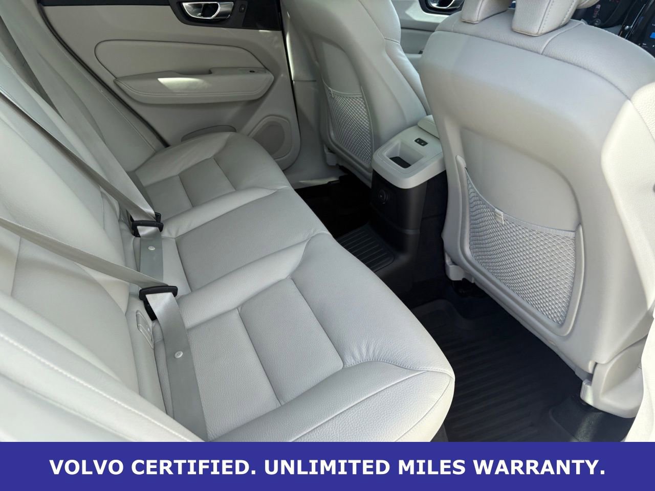 Certified 2024 Volvo XC60 T8 Plus w/ Protection Package Premier image 34