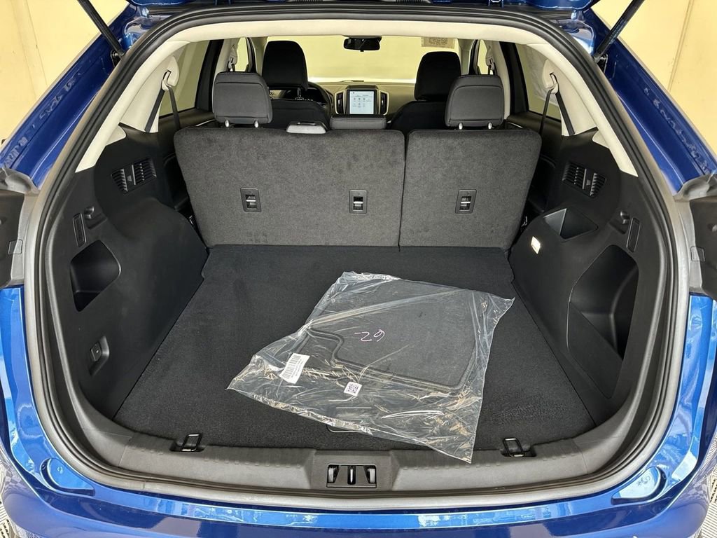 New 2024 Ford Edge SE image 23