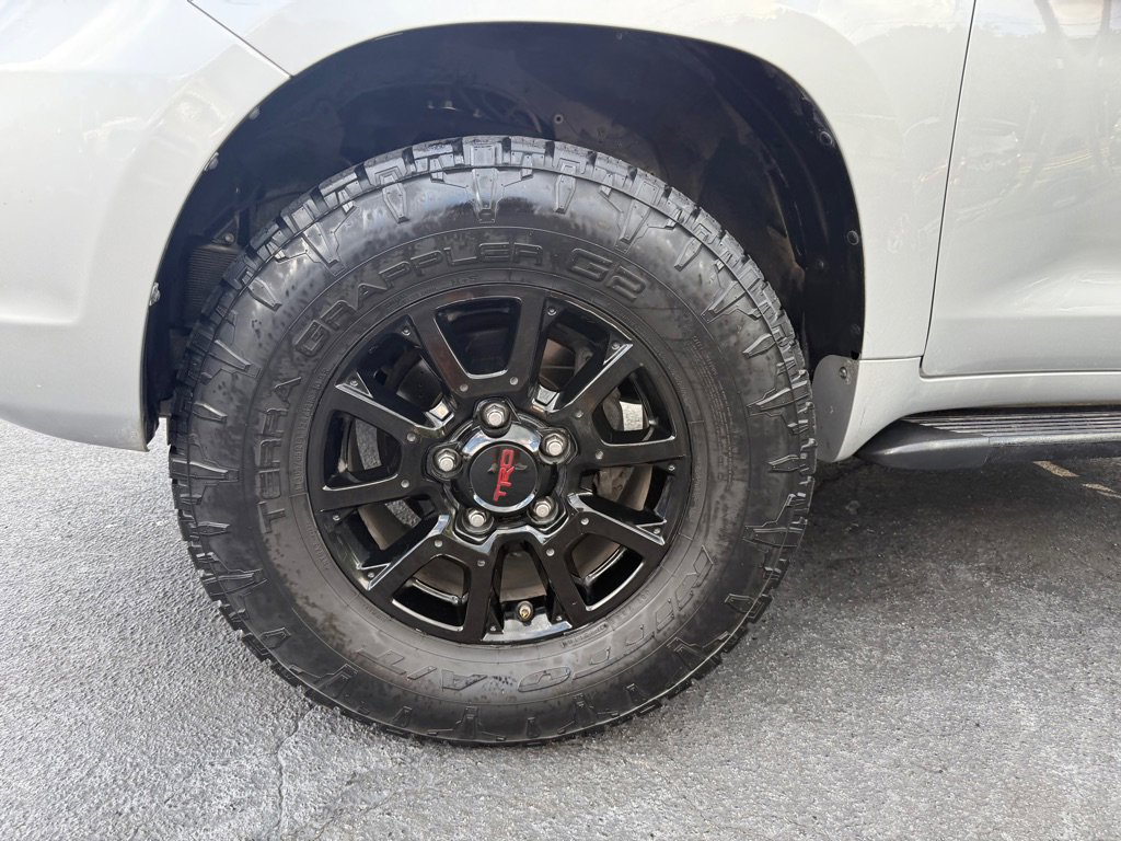 Used 2009 Toyota Land Cruiser image 26