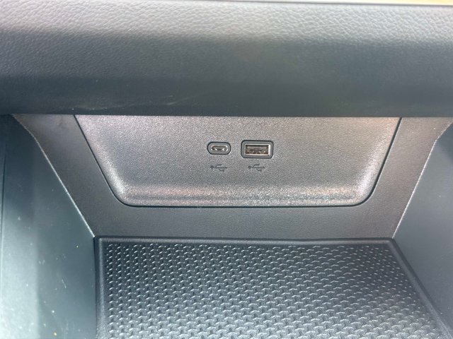 New 2027 Chevrolet Equinox RS w/ Safety and Technology Package FWD image 28
