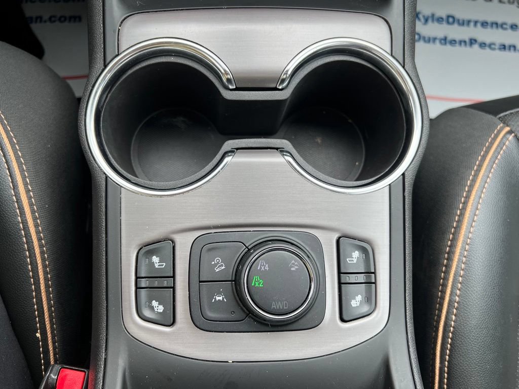 Used 2024 GMC Terrain AT4 w/ Infotainment Package II AWD/4WD image 18