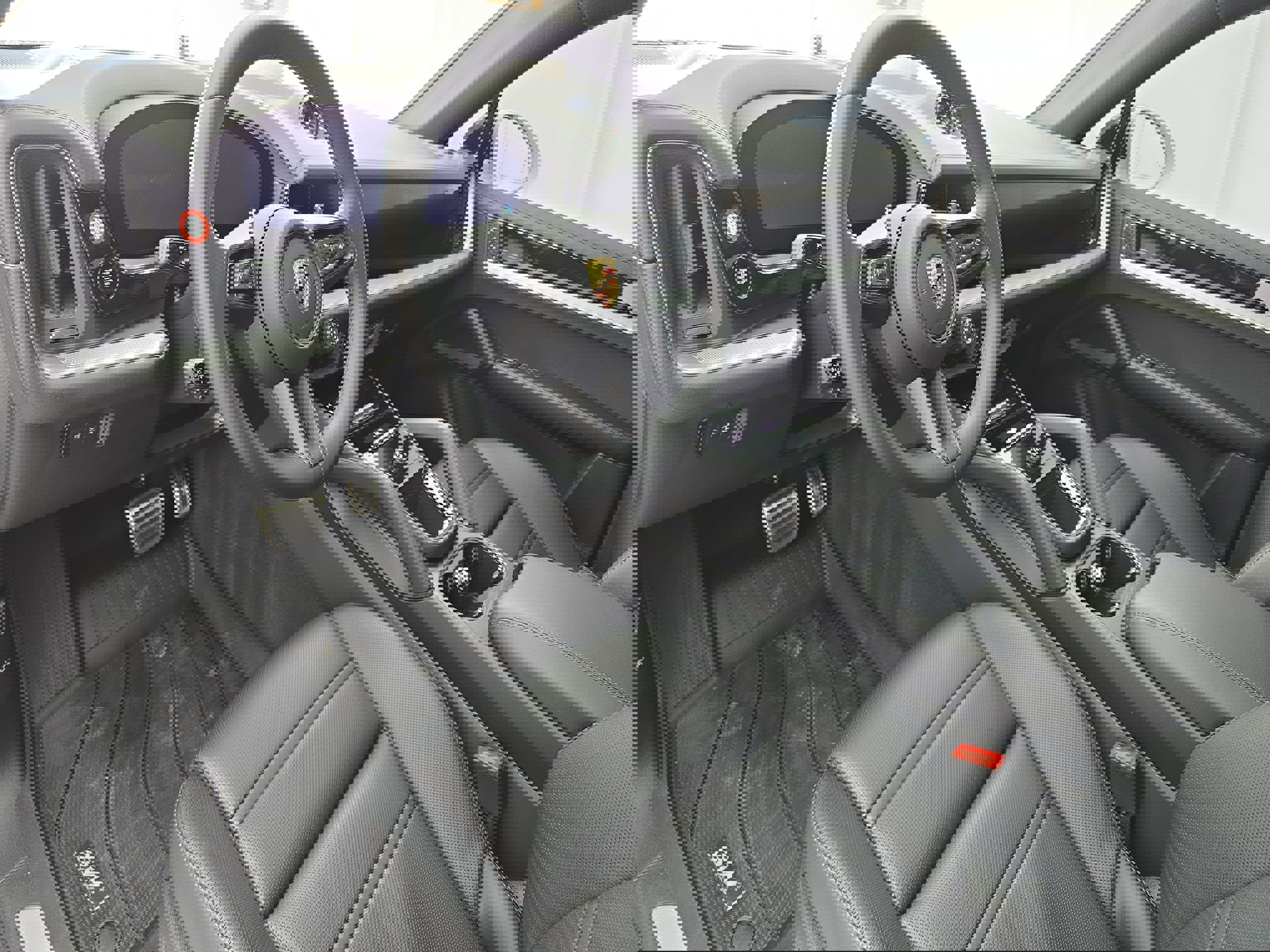 Used 2024 Porsche Cayenne S image 16