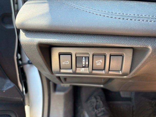 Used 2025 Subaru Outback Wilderness AWD/4WD image 15