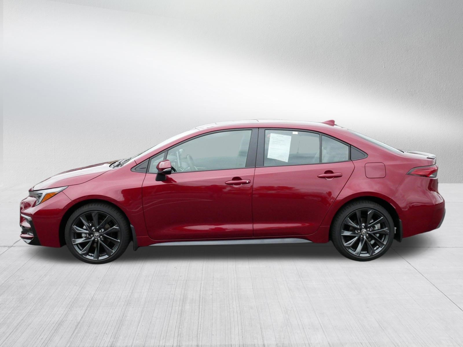 Certified 2025 Toyota Corolla XSE FWD image 4