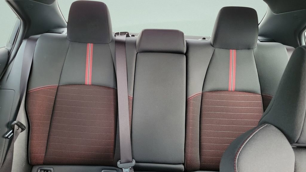 Used 2025 Toyota Corolla SE image 21