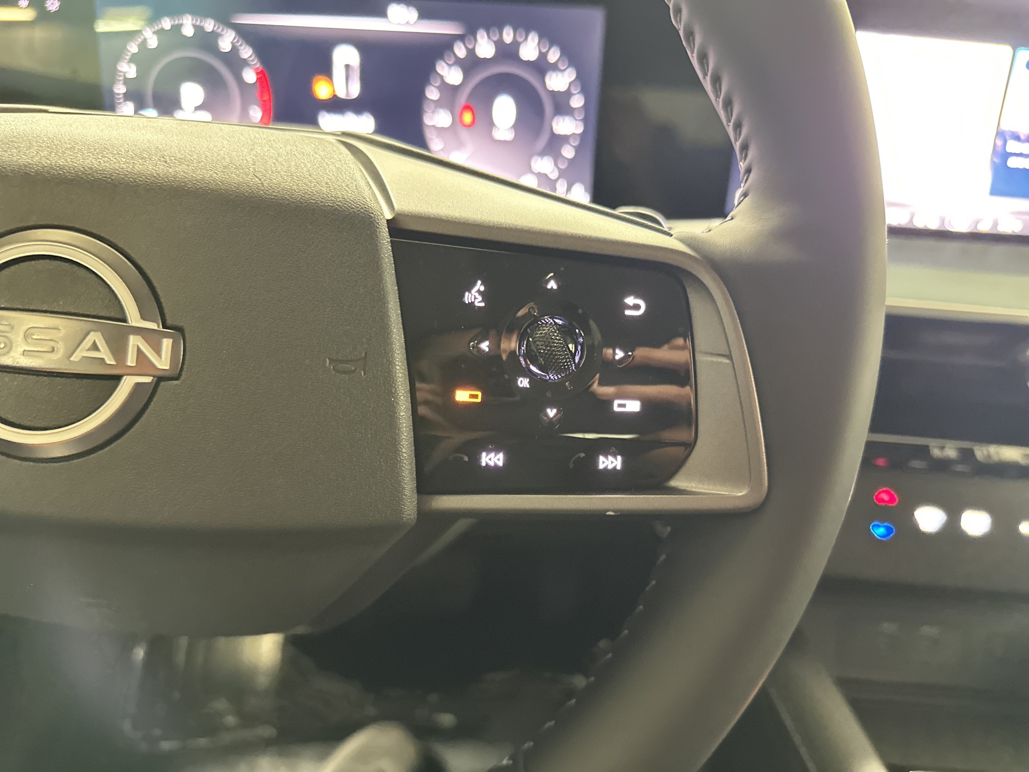Used 2025 Nissan Murano SL AWD/4WD image 20