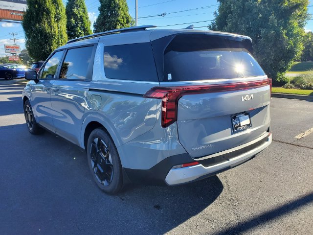 New 2026 Kia Carnival EX FWD image 6