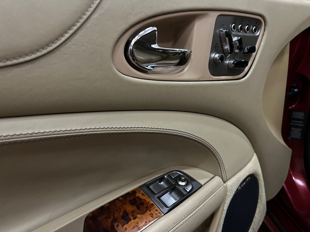 Used 2010 Jaguar XK Coupe RWD image 26