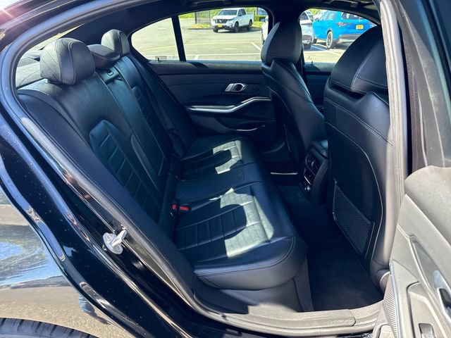 Used 2019 BMW 330i Sedan w/ Premium Package RWD image 12