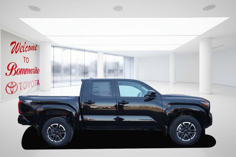 New 2025 Toyota Tacoma TRD Sport image 5
