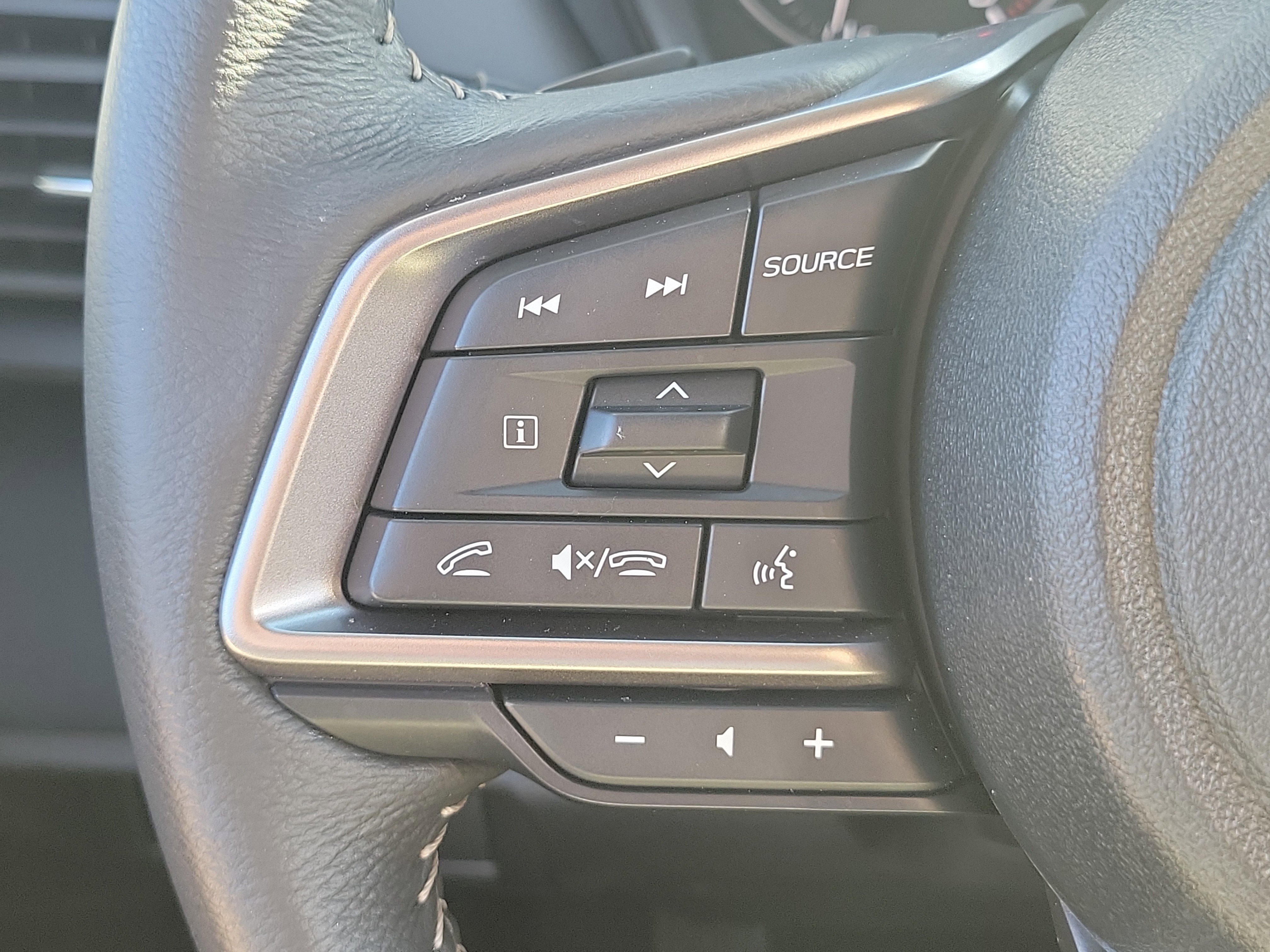 Certified 2025 Subaru Outback Premium image 27