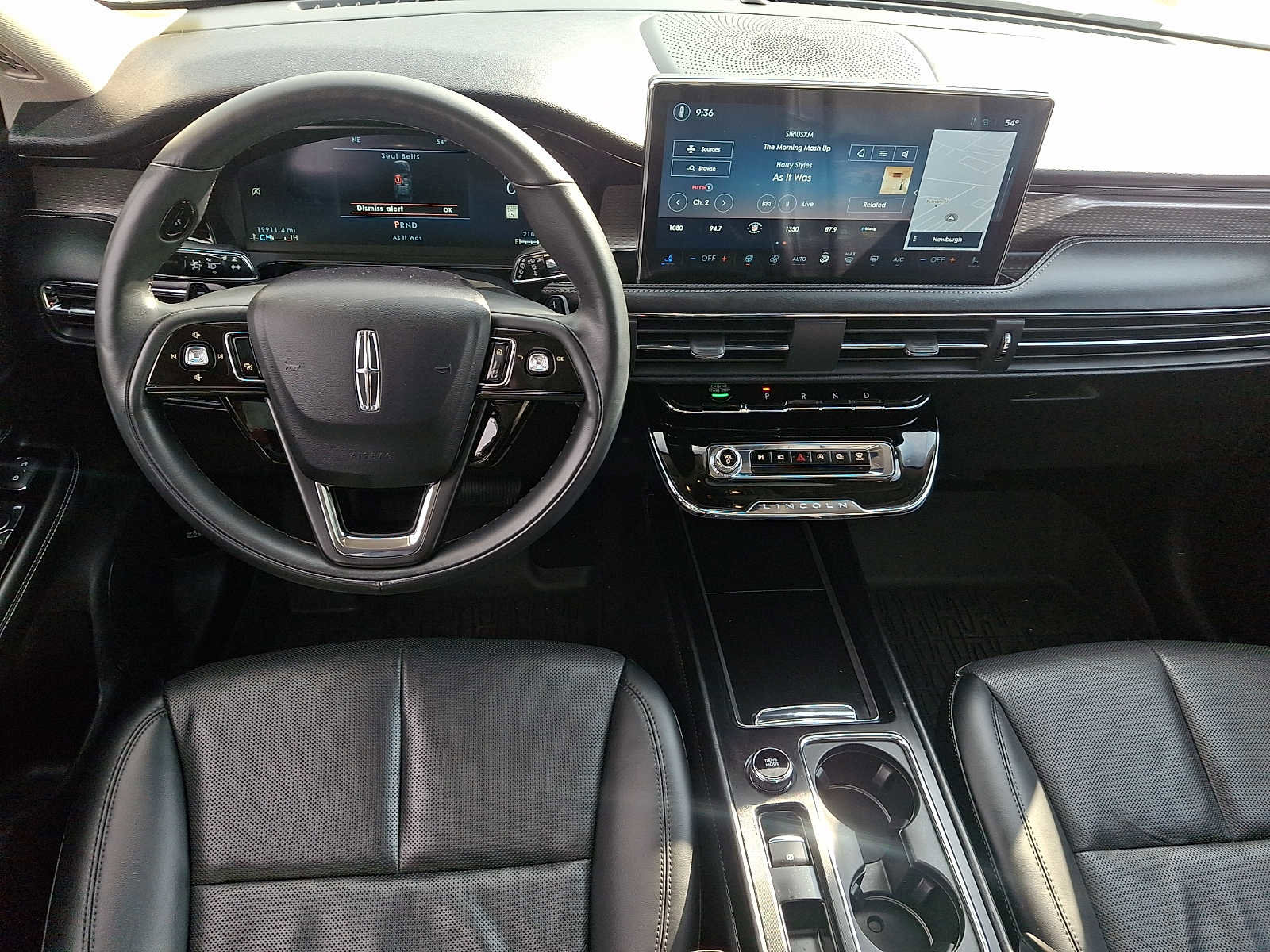 Used 2023 Lincoln Corsair Reserve w/ Equipment Group 201A image 12