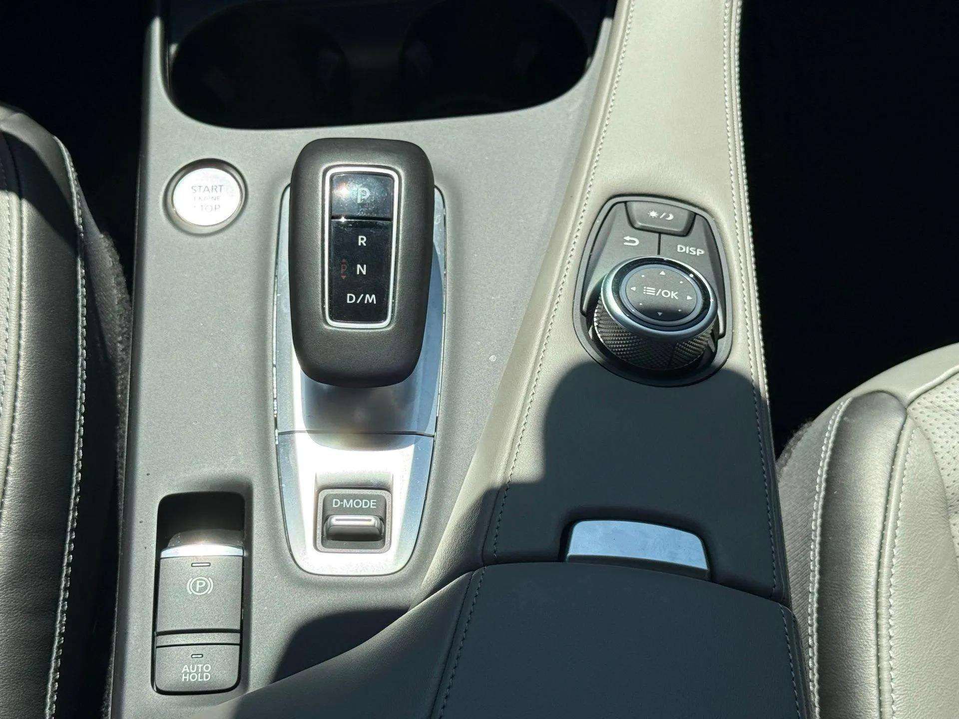 Used 2023 INFINITI QX50 Luxe image 32