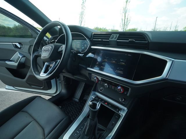 Used 2021 Audi Q3 2.0T Premium w/ Convenience Package image 33