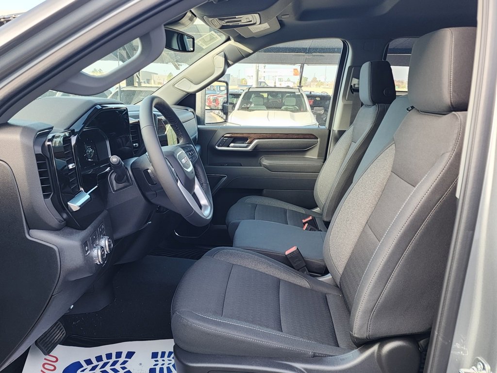 New 2026 GMC Sierra 2500 SLE image 18