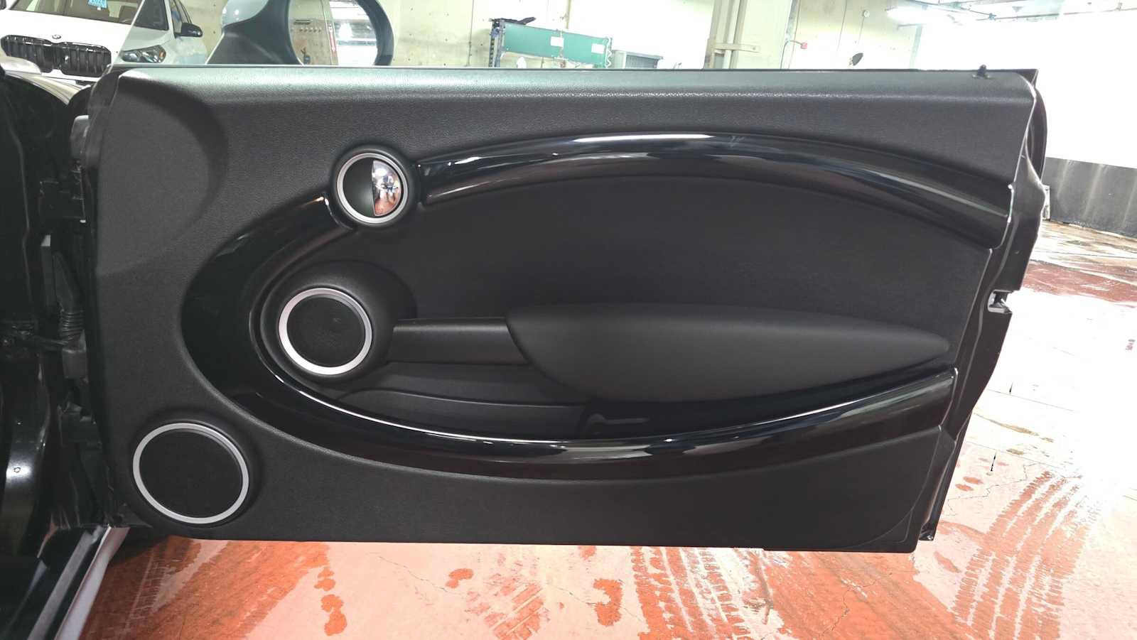 Used 2013 MINI Cooper Clubman FWD image 11