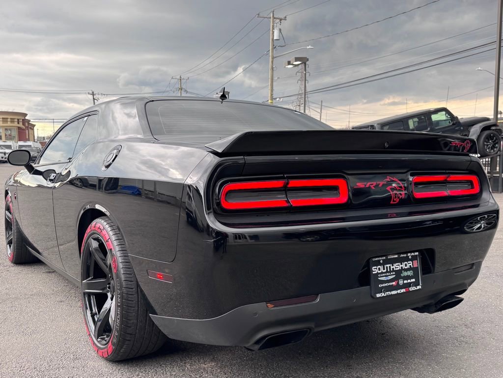 Used 2020 Dodge Challenger SRT Hellcat image 5
