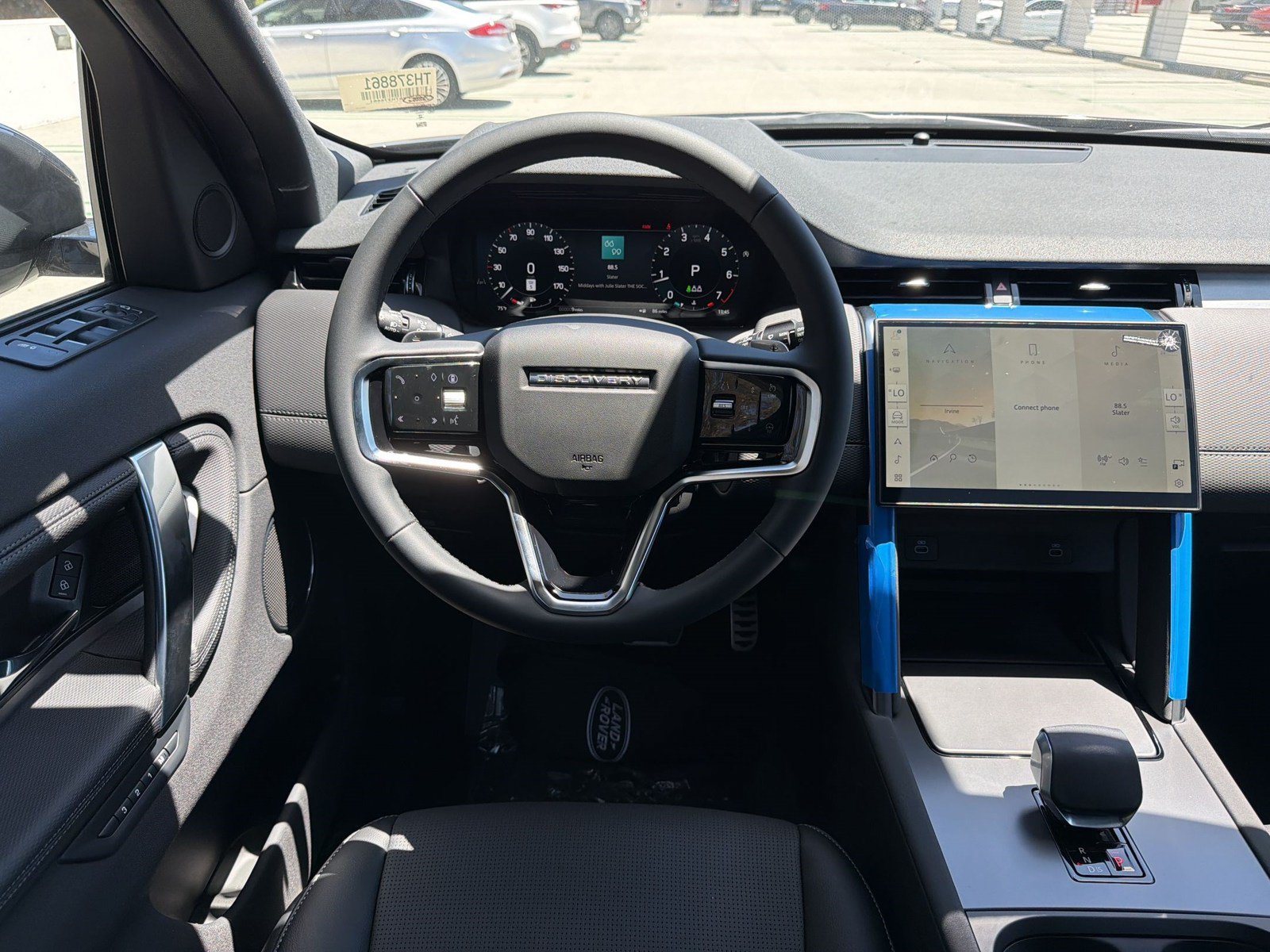 New 2026 Land Rover Discovery Sport Landmark AWD/4WD image 29