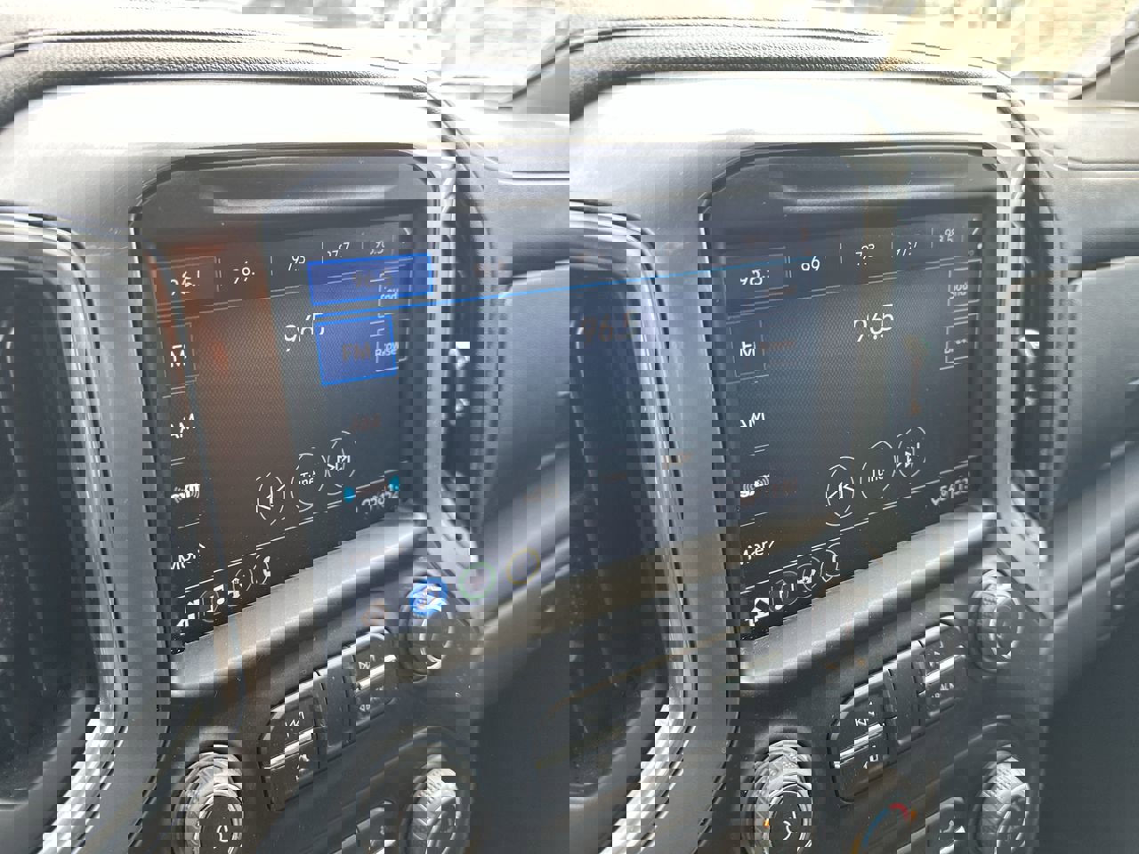 Used 2022 Chevrolet Silverado 3500 LT w/ Remote Start Package image 16