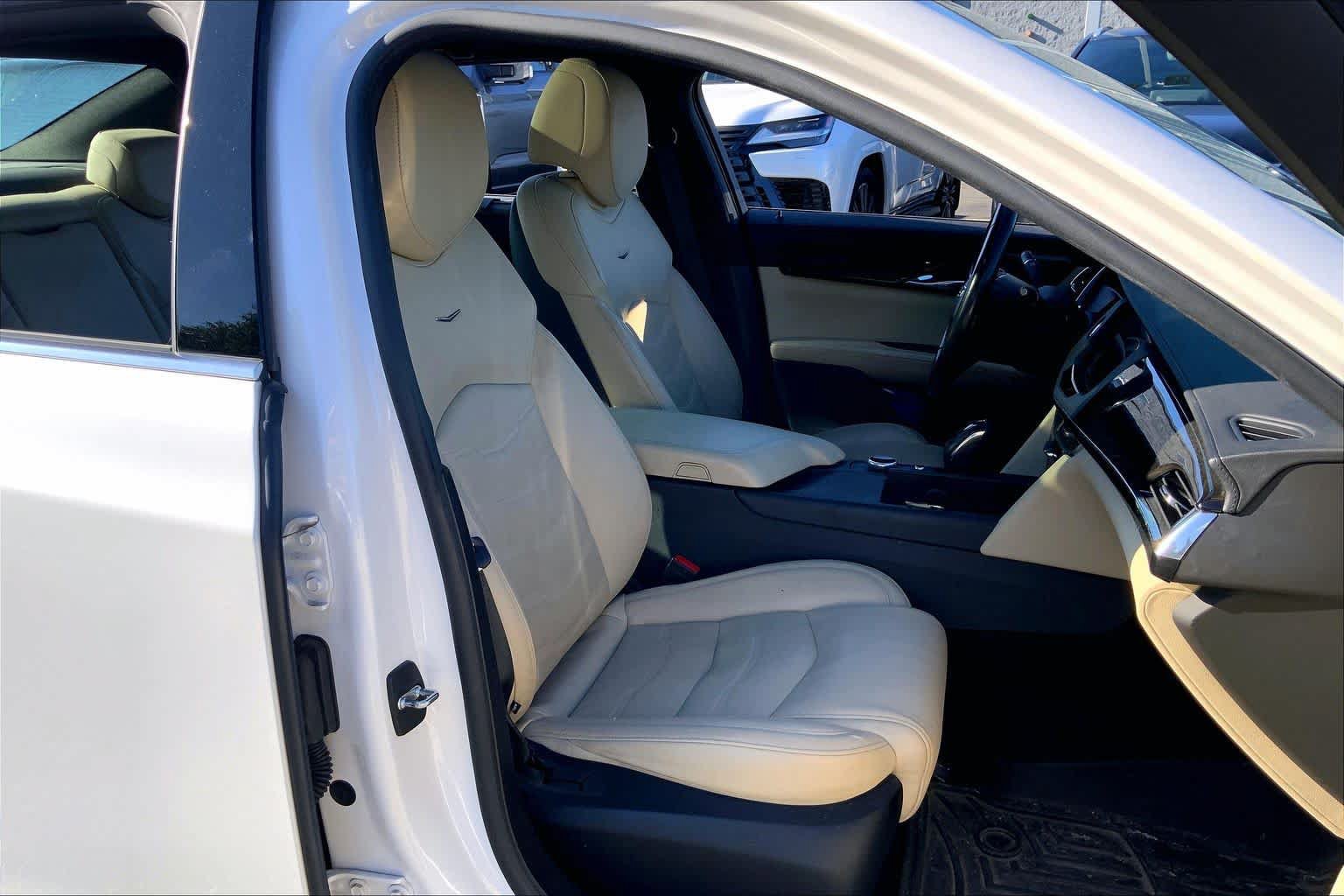 Used 2019 Cadillac CT6 Premium Luxury AWD/4WD image 9