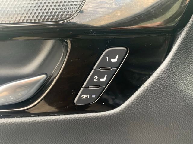 Used 2025 Honda CR-V EX-L image 7