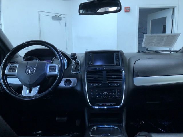 Used 2019 Dodge Grand Caravan GT FWD image 18