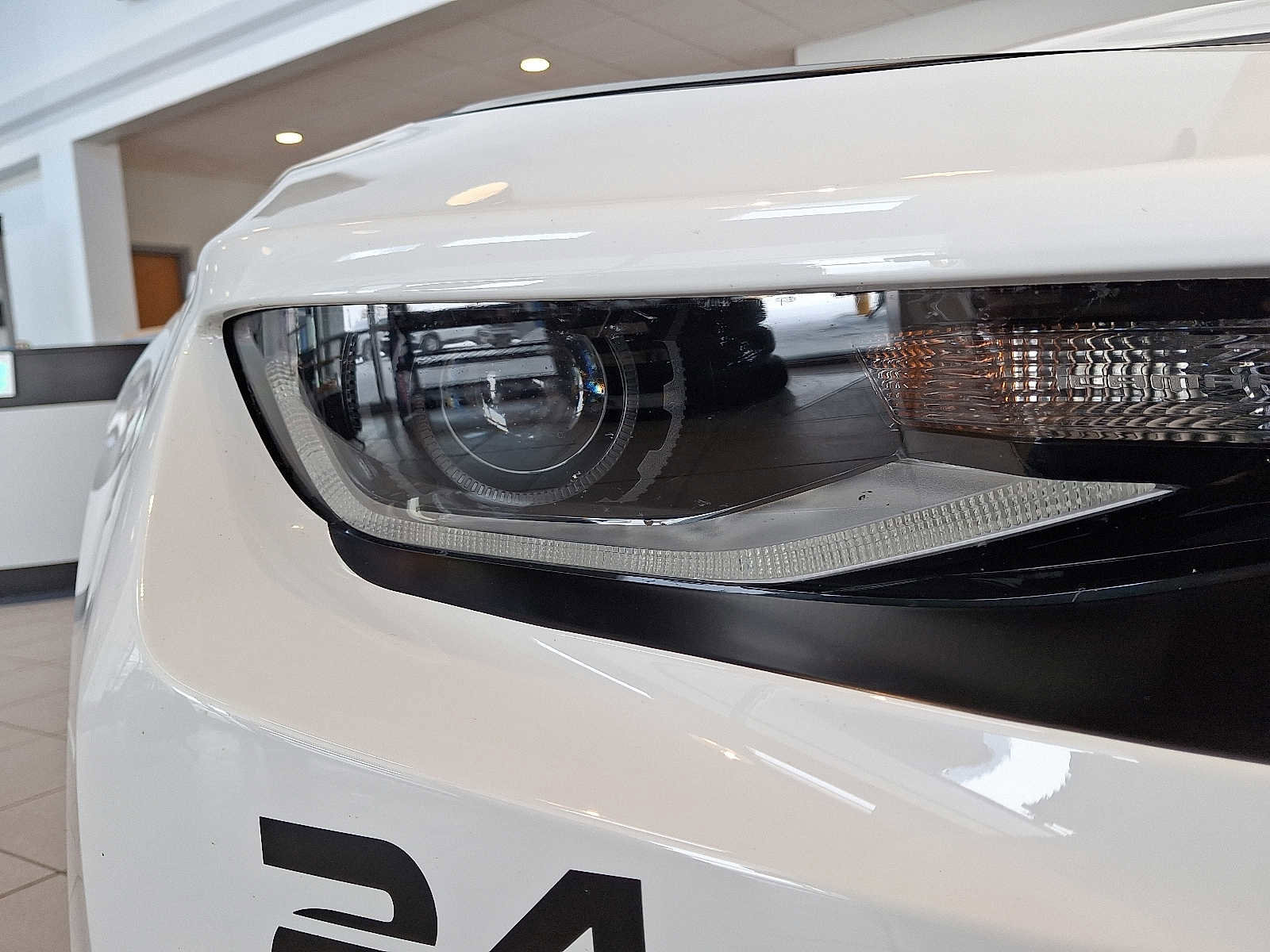 Used 2018 Chevrolet Camaro ZL1 image 10