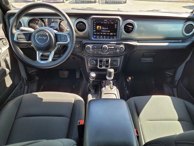 Used 2023 Jeep Wrangler Sahara image 15