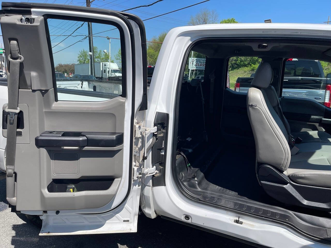 Used 2016 Ford F150 XL w/ XL Power Equipment Group image 29