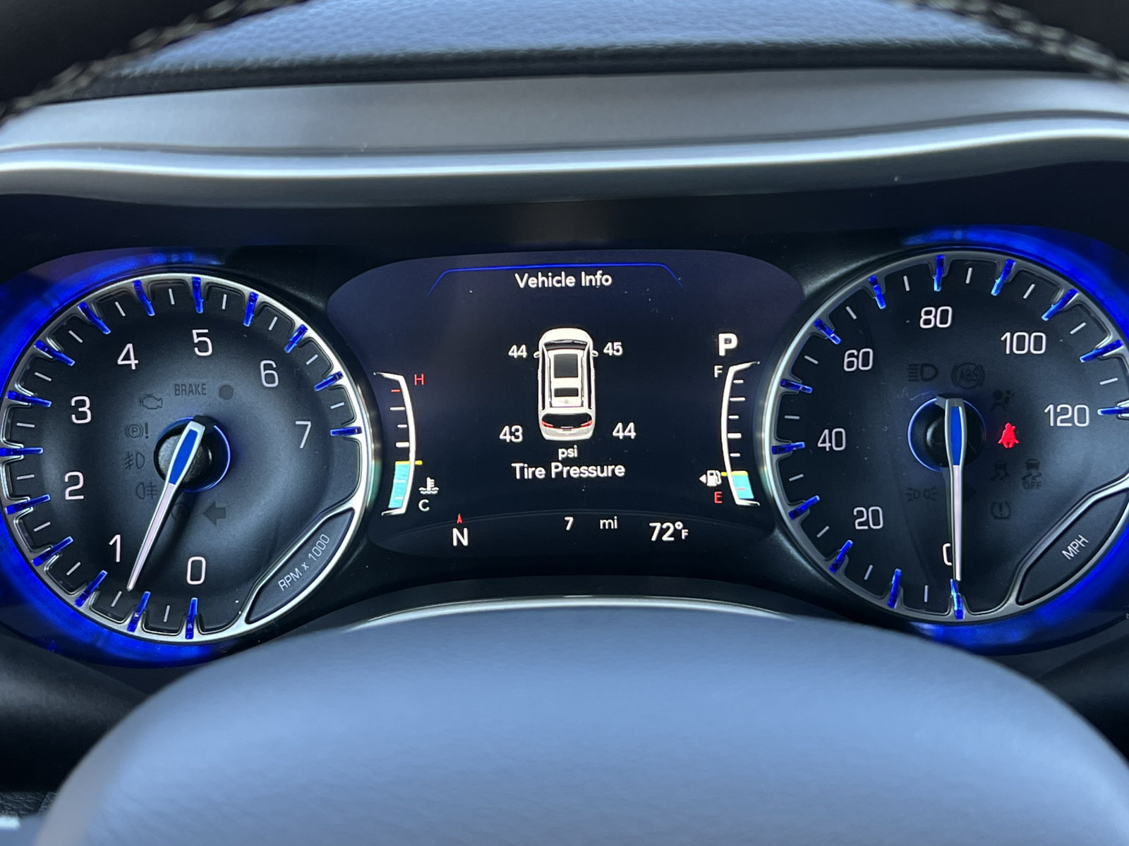 New 2027 Chrysler Pacifica Limited AWD/4WD image 19