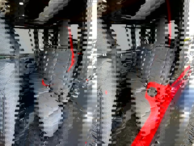 Used 2024 Jeep Wrangler Willys AWD/4WD image 25