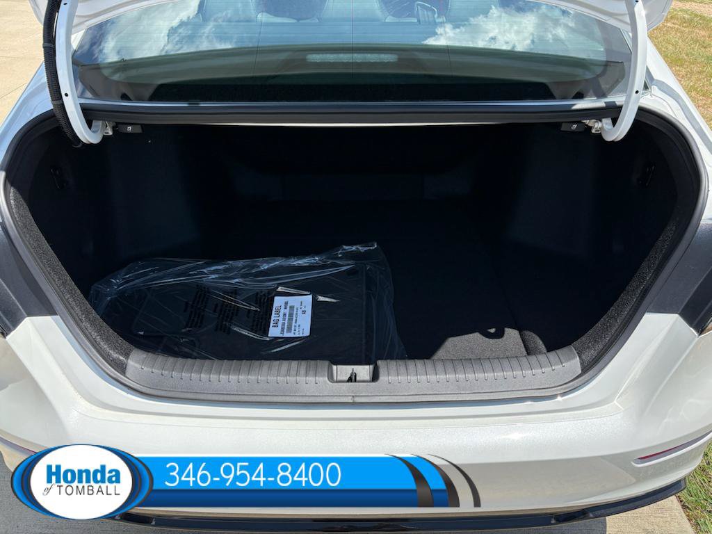 New 2026 Honda Accord Hybrid Sport-L FWD image 17